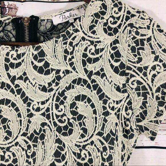 Parker Fawn Fit and Flare Mini Lace Crochet Dress XS - Picture 2 of 8
